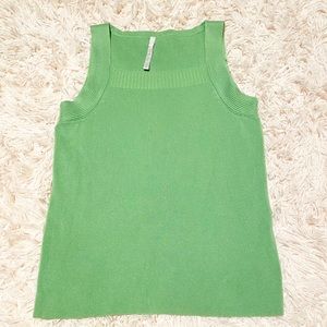 Leo and Nicole Green Sweater Tank Size PS